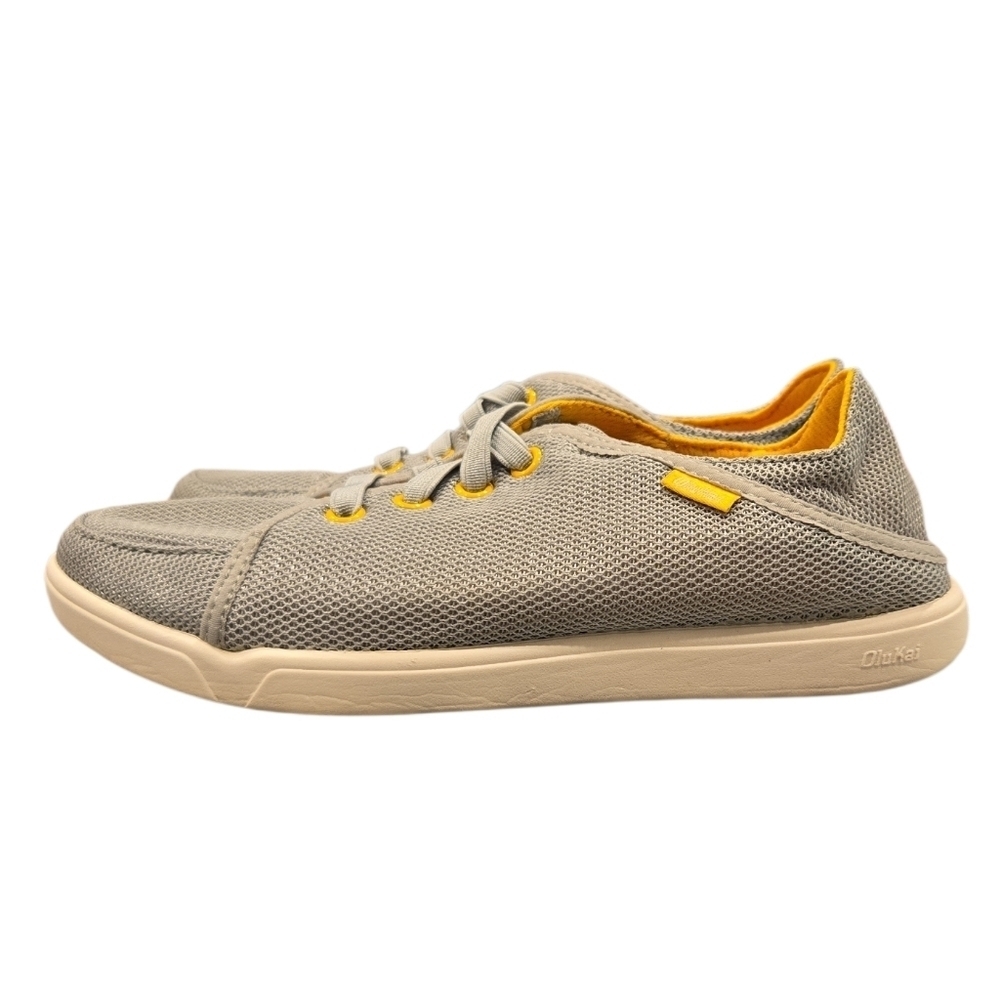 OLUKAI LI MAKA SLIP- ON SHOES IN GREY AND ORANGE. SIZE BOY'S 1.